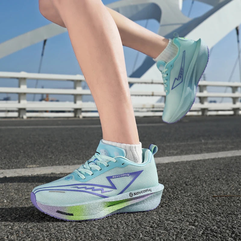 Carbon Boost Marathon Lightweight Sneakers