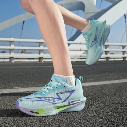 Carbon Boost Marathon Lightweight Sneakers